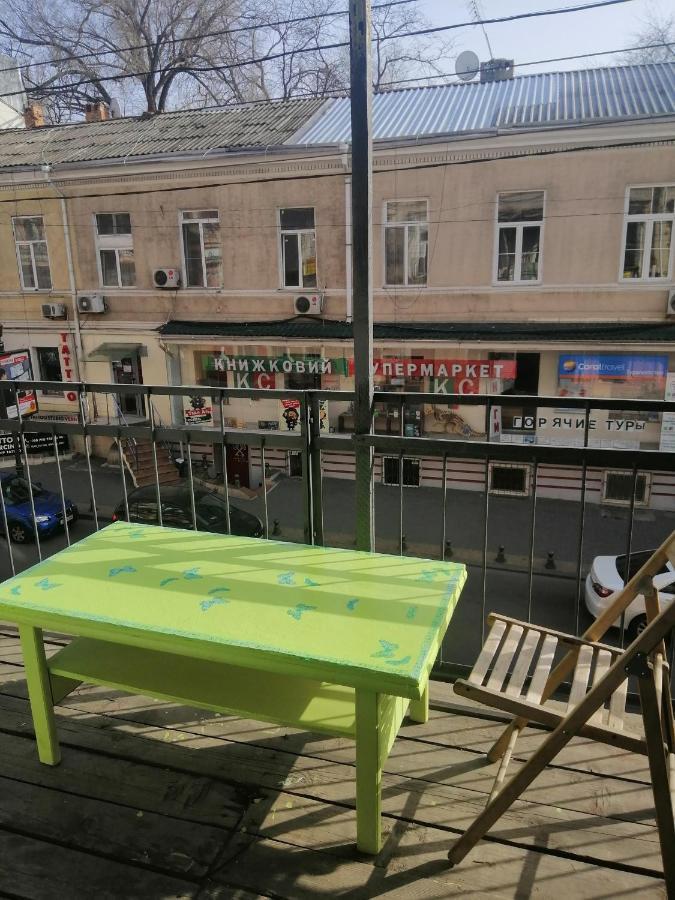 В сердце города) Дерибасовская Одесса Экстерьер фото